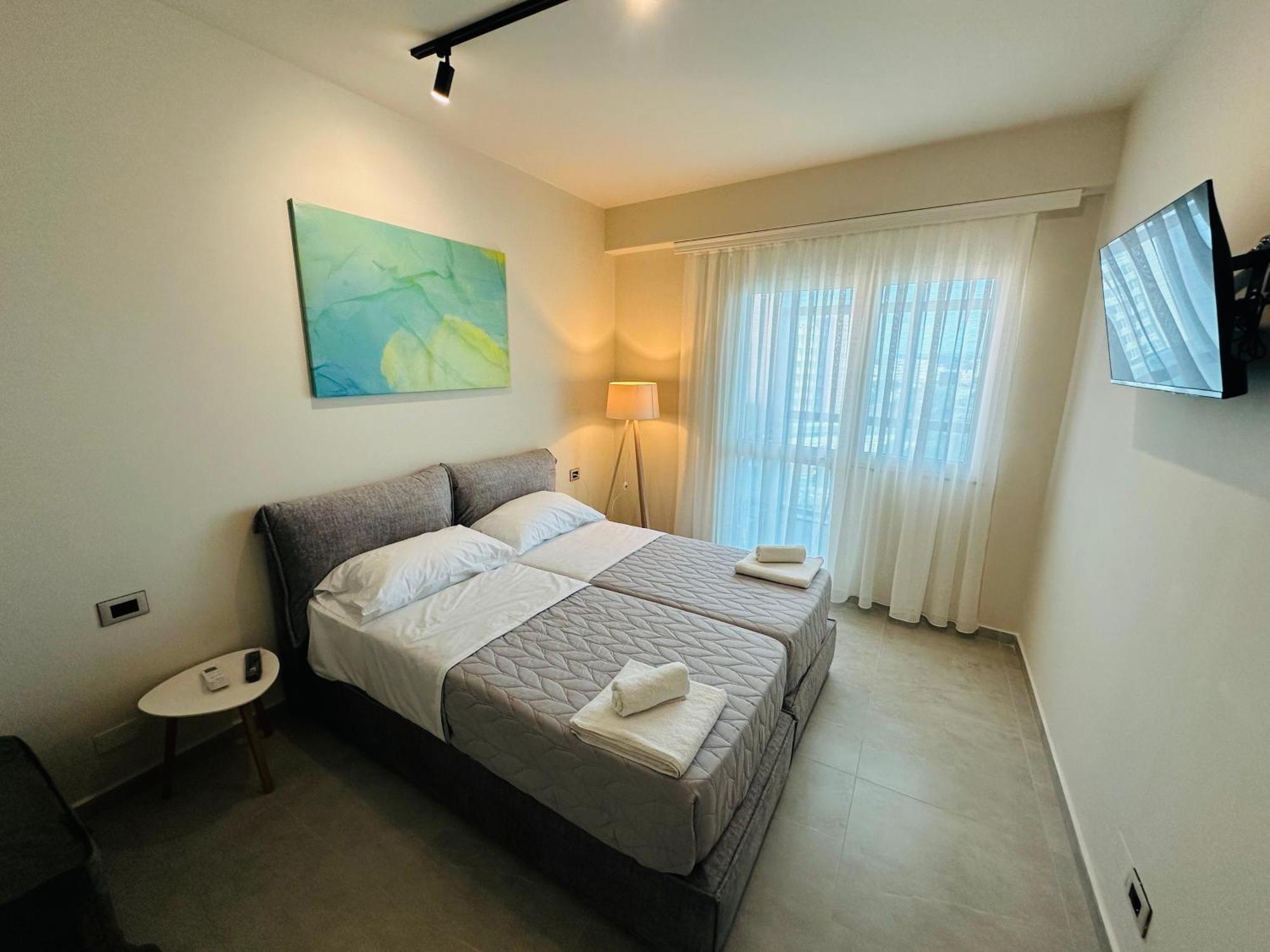 Stay-Five Rooms & Apartments Shkodër エクステリア 写真
